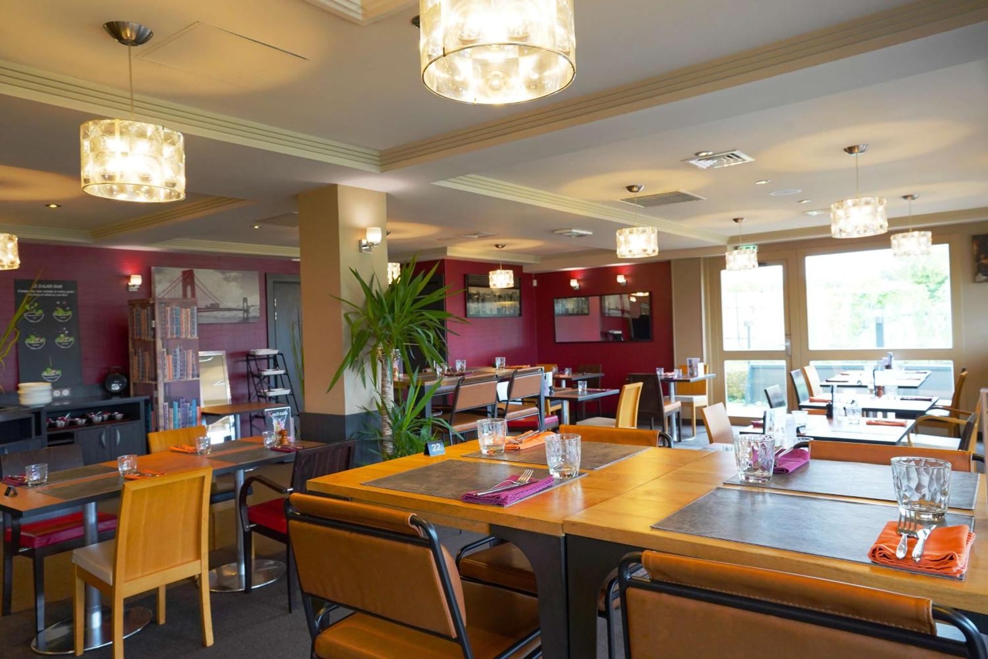 Best Western L'Atelier 117 Maubeuge Buitenkant foto