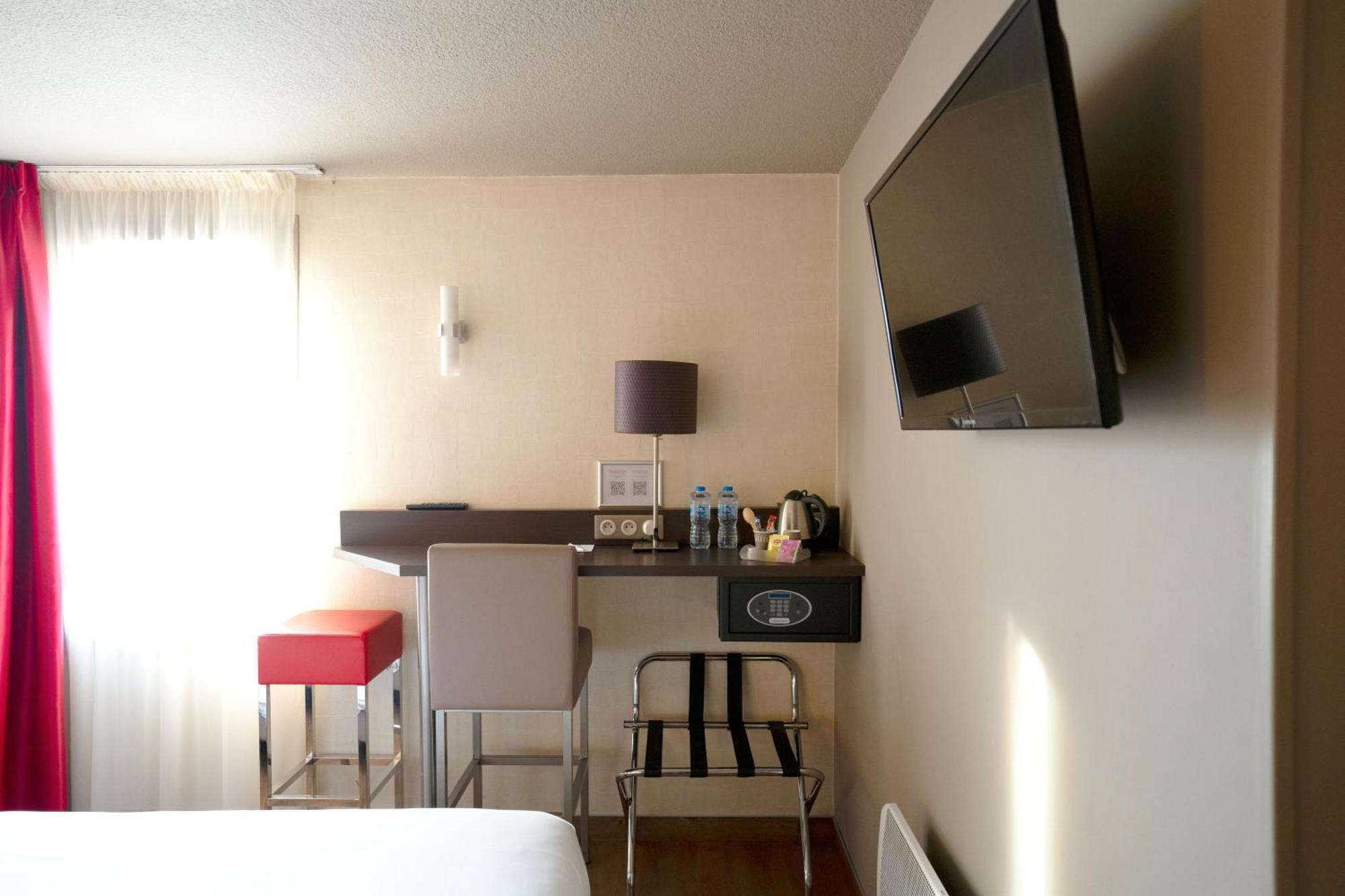 Best Western L'Atelier 117 Maubeuge Buitenkant foto